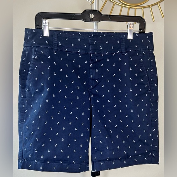J Crew nautical Navy blue anchor cotton preppy Bermuda shorts. Size 8 - Picture 1 of 7